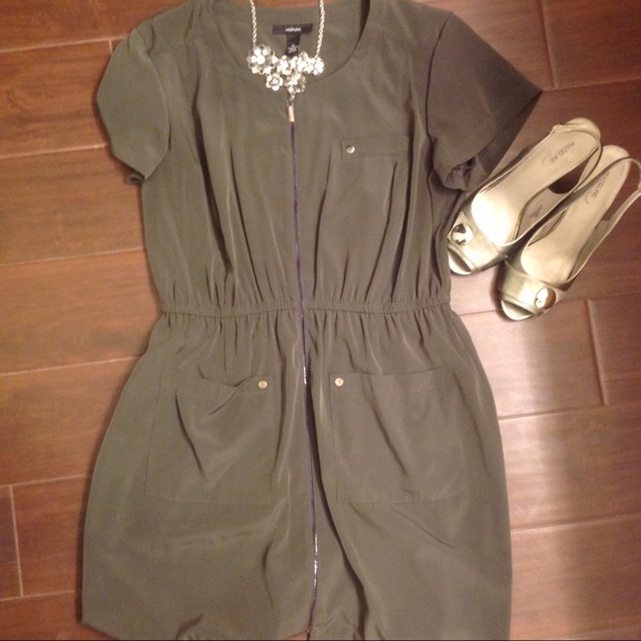 Alfani Dresses & Skirts - Army green zip down dress size 16 Alfani